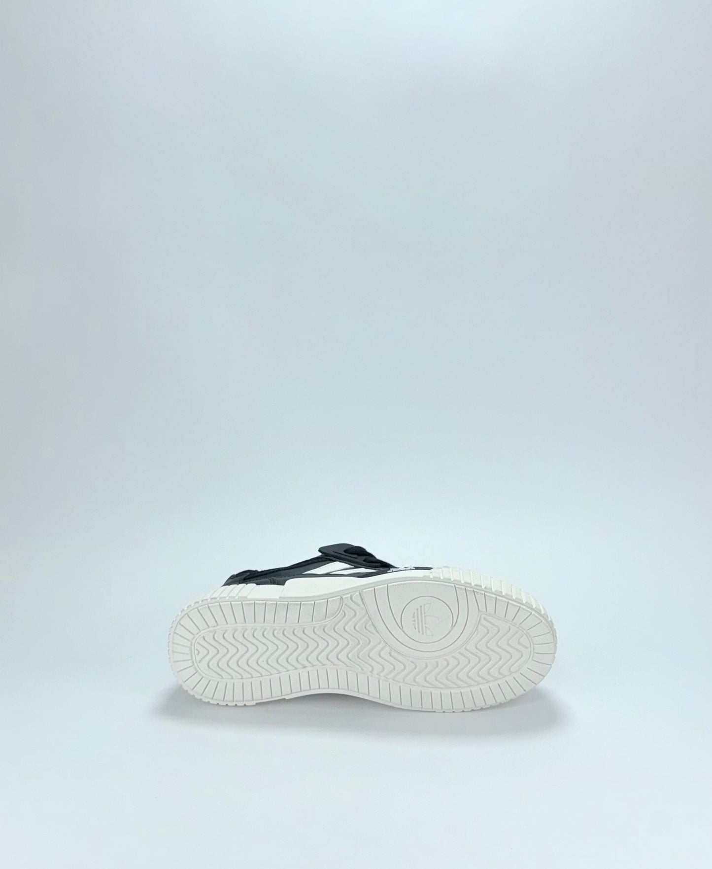 Adidas Court Funk