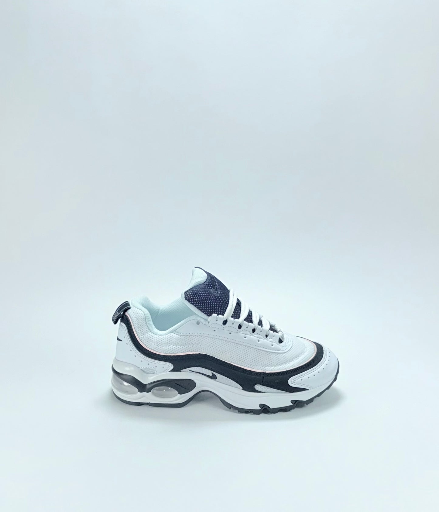 Nike Tailwind 2