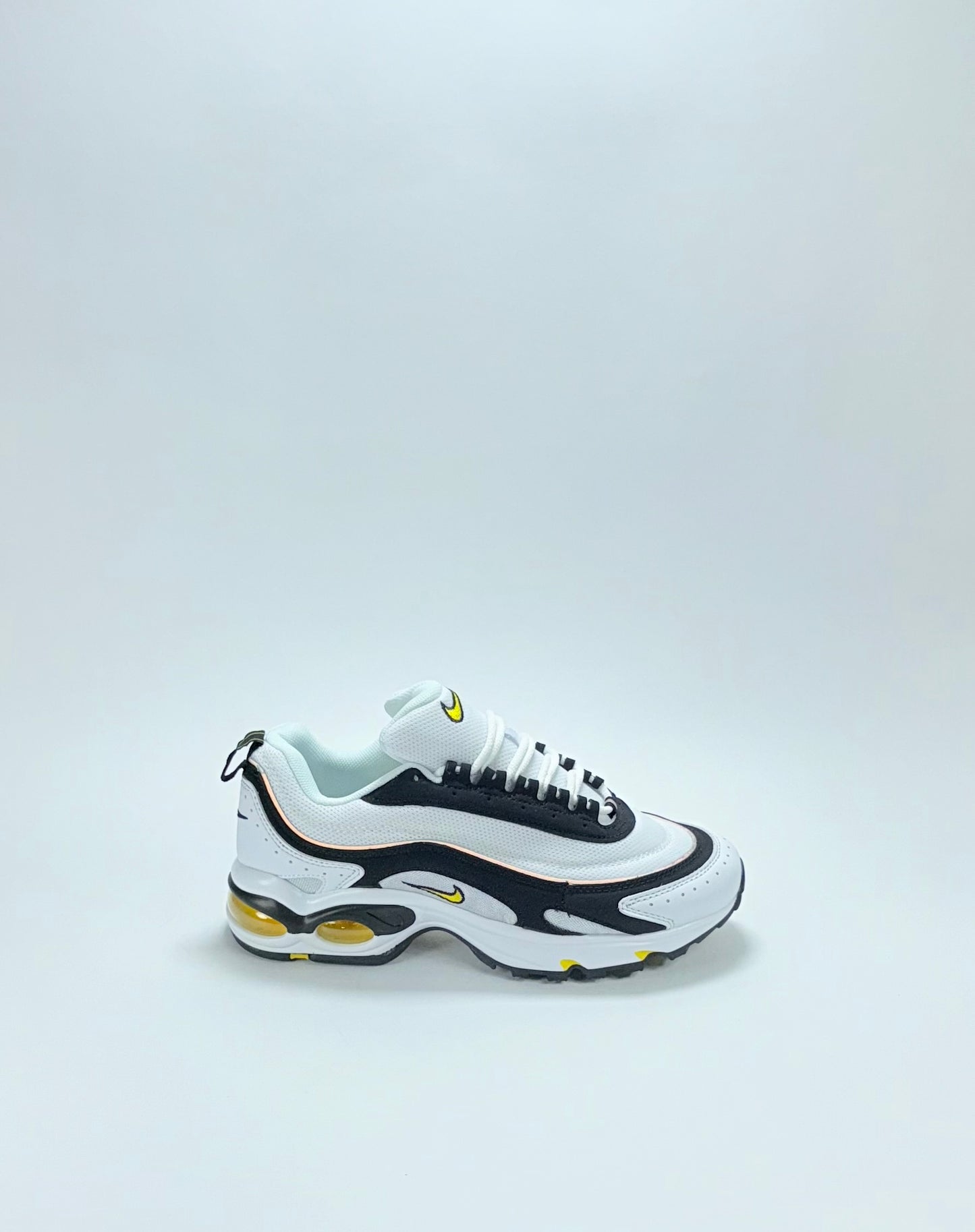 Nike Tailwind 2