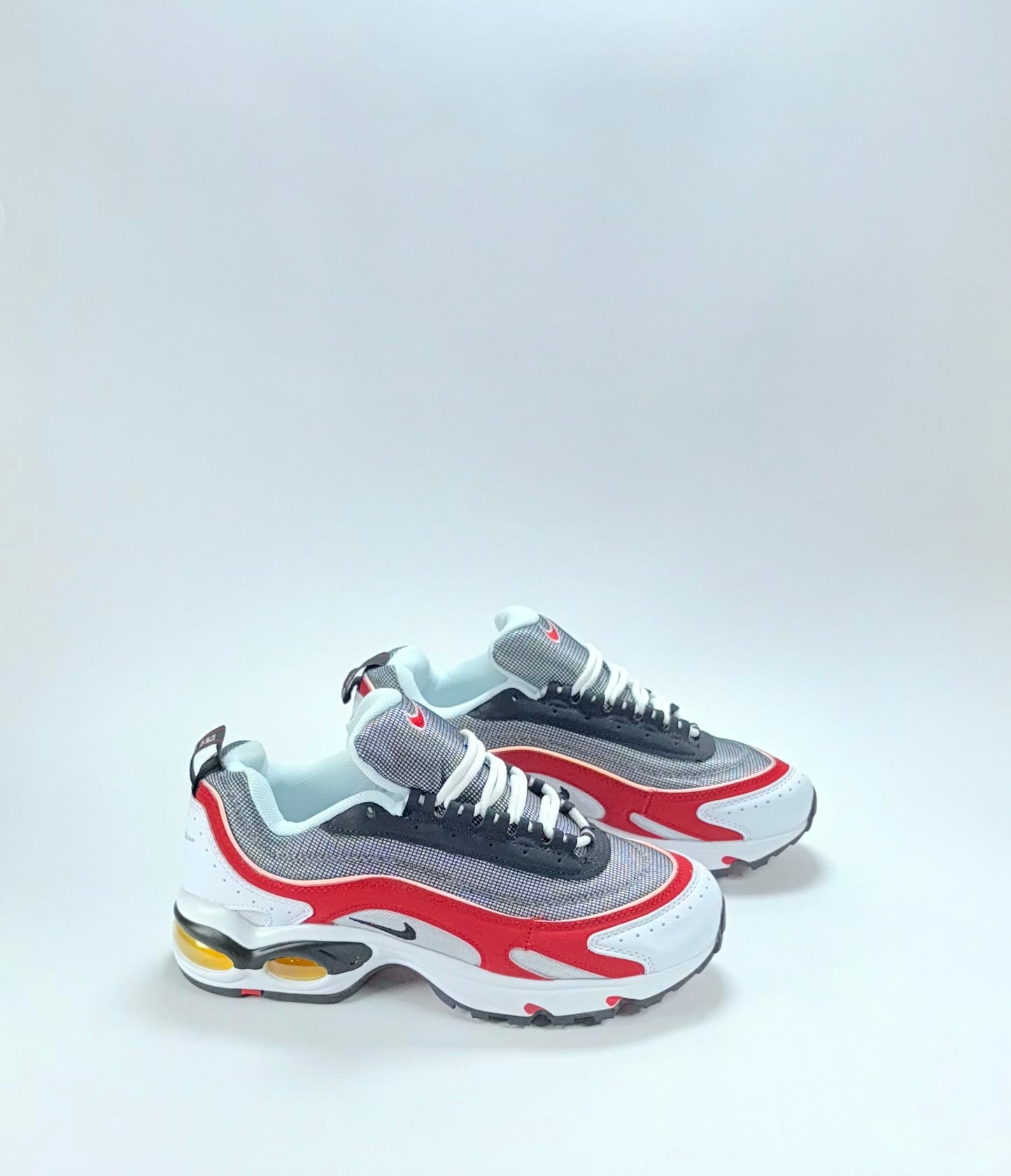 Nike Tailwind 2