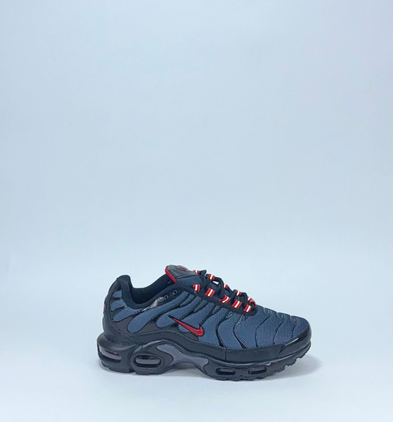 Nike TN Gris Negra Roja