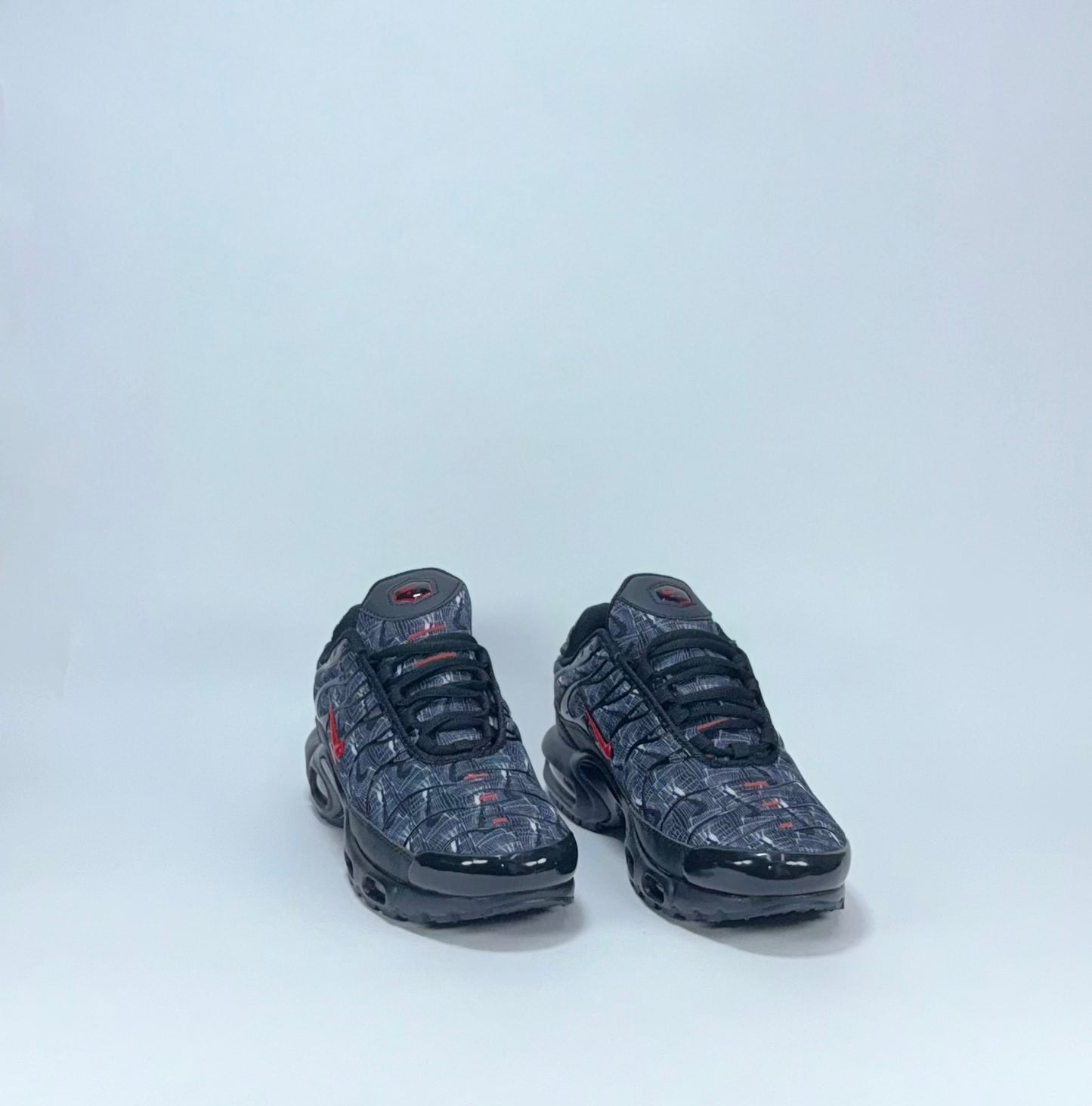 Nike TN Negra Roja