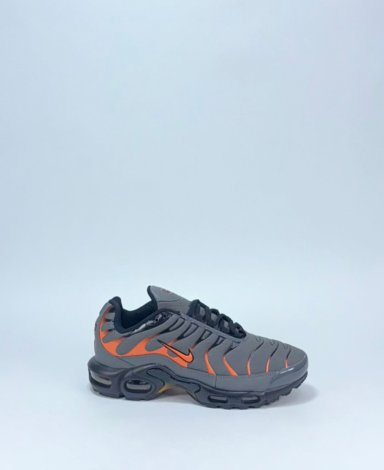 Nike TN Gris Naranja
