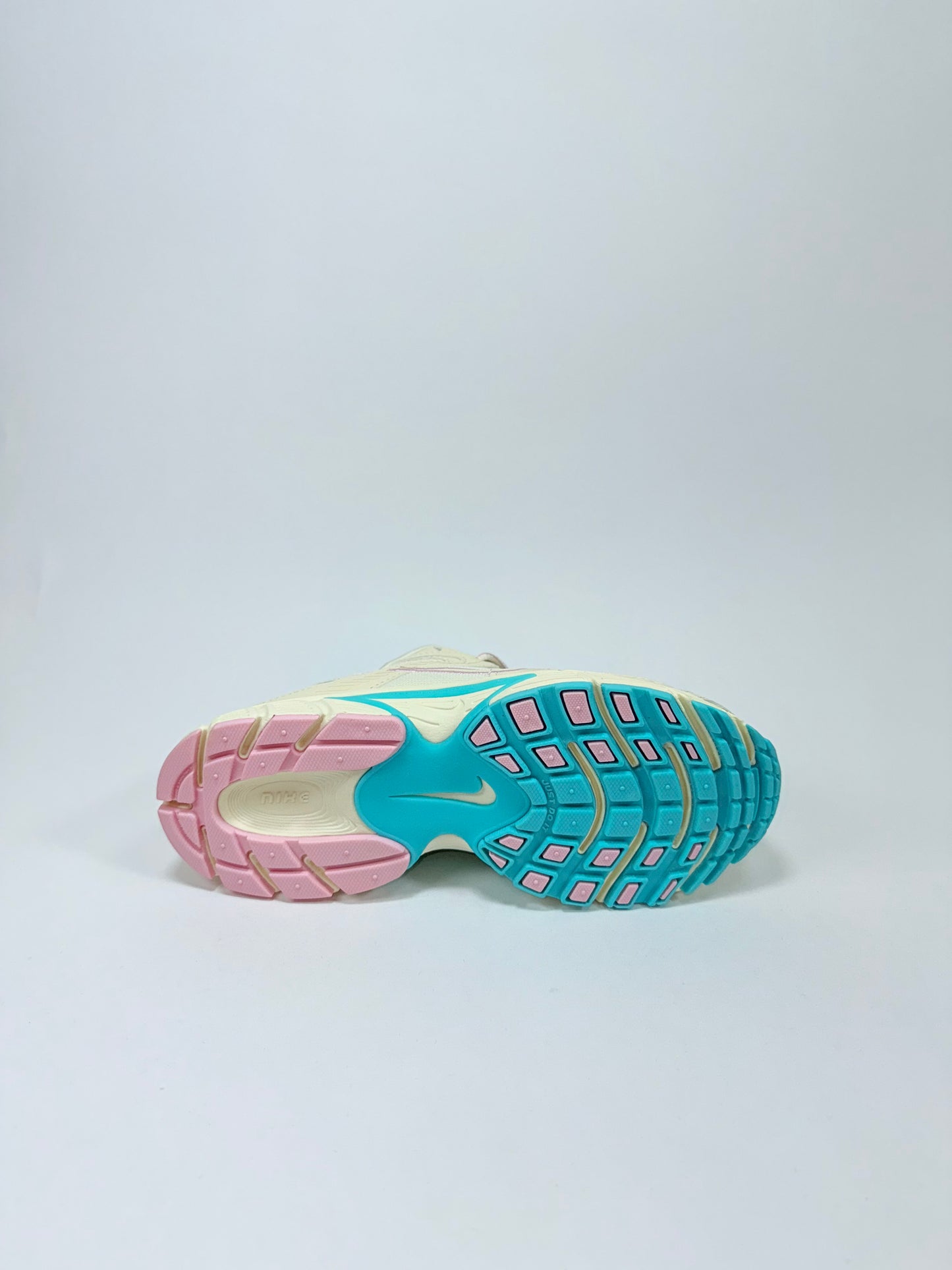 Nike Vomero Beige Azul