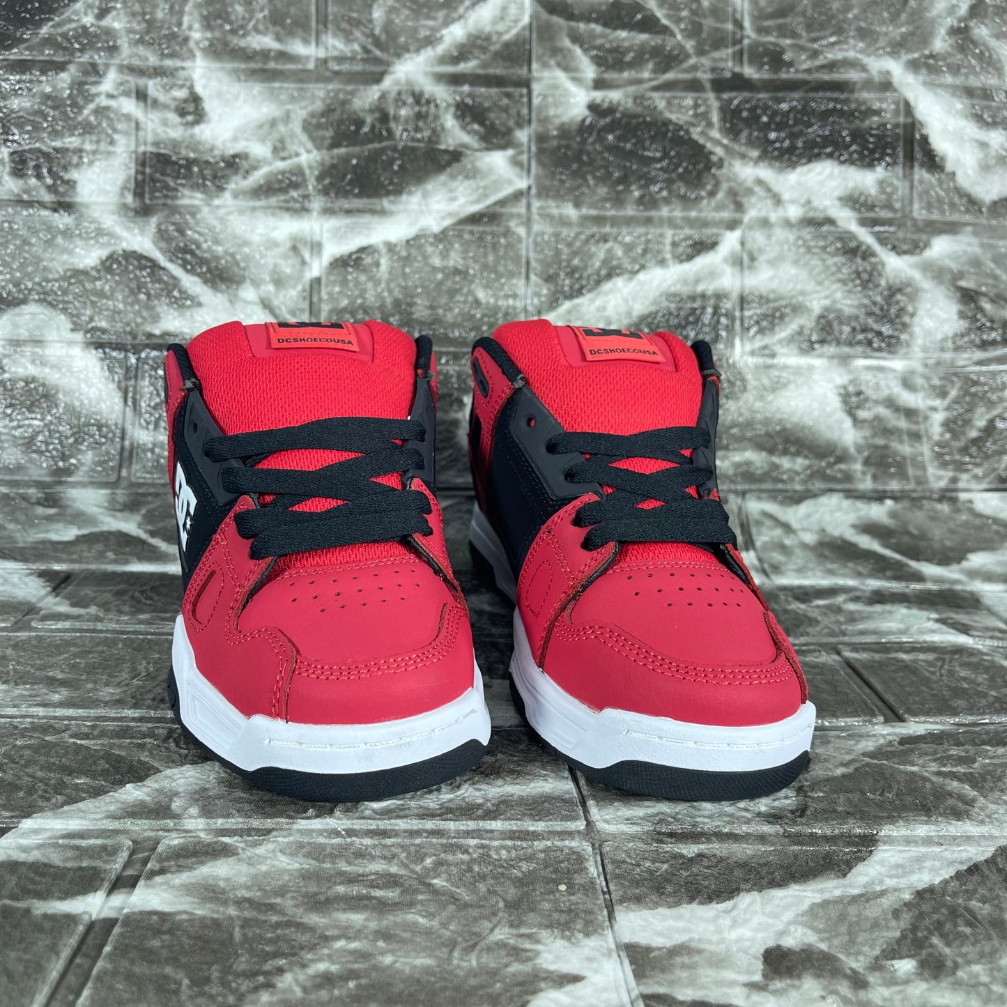 DC Shoes