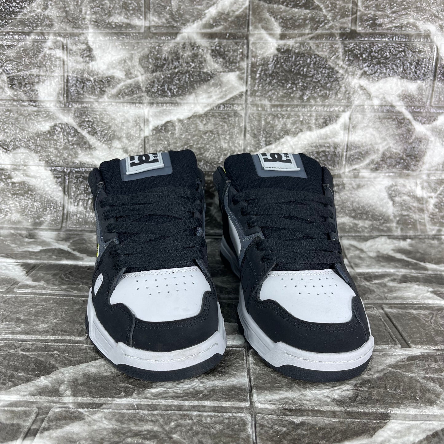 DC Shoes
