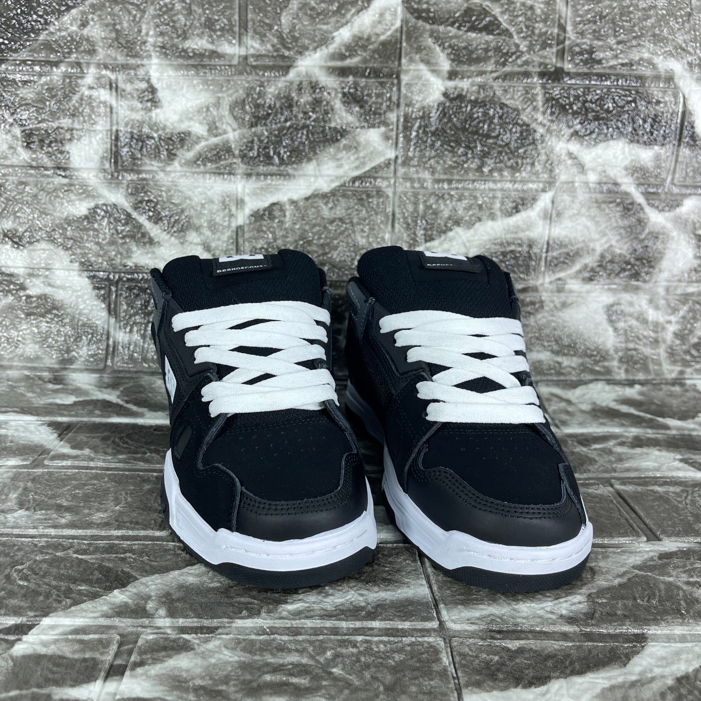 DC Shoes