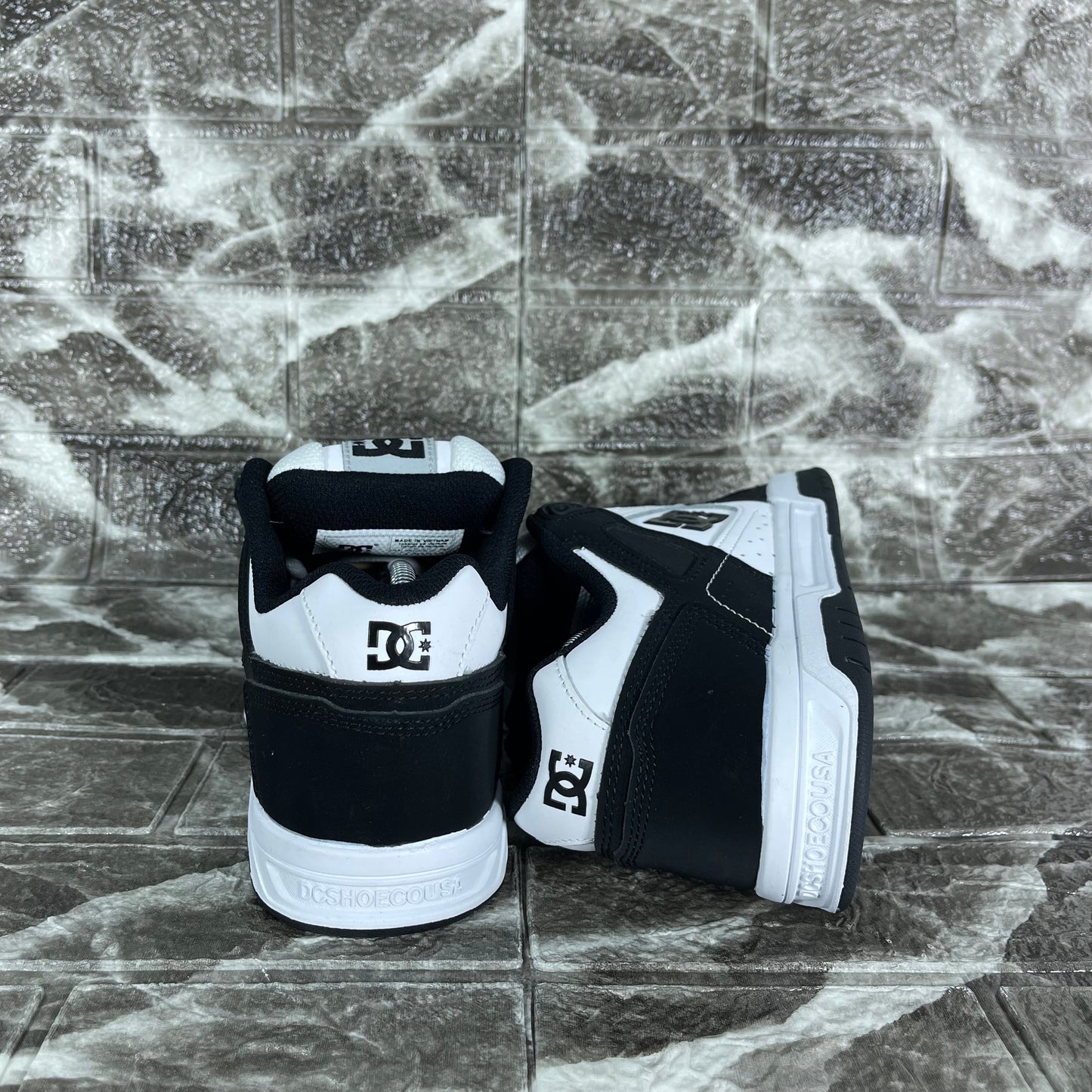 DC Shoes