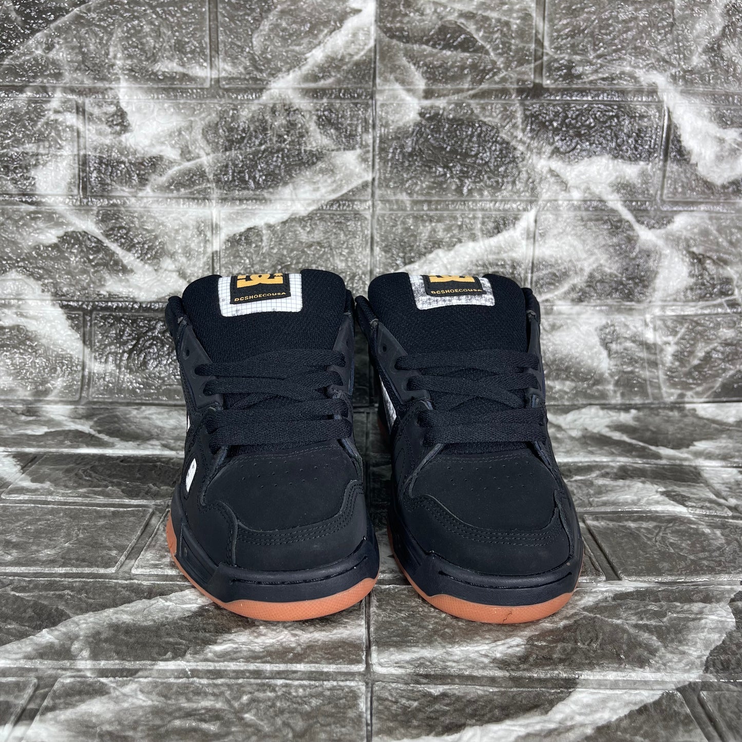 DC Shoes