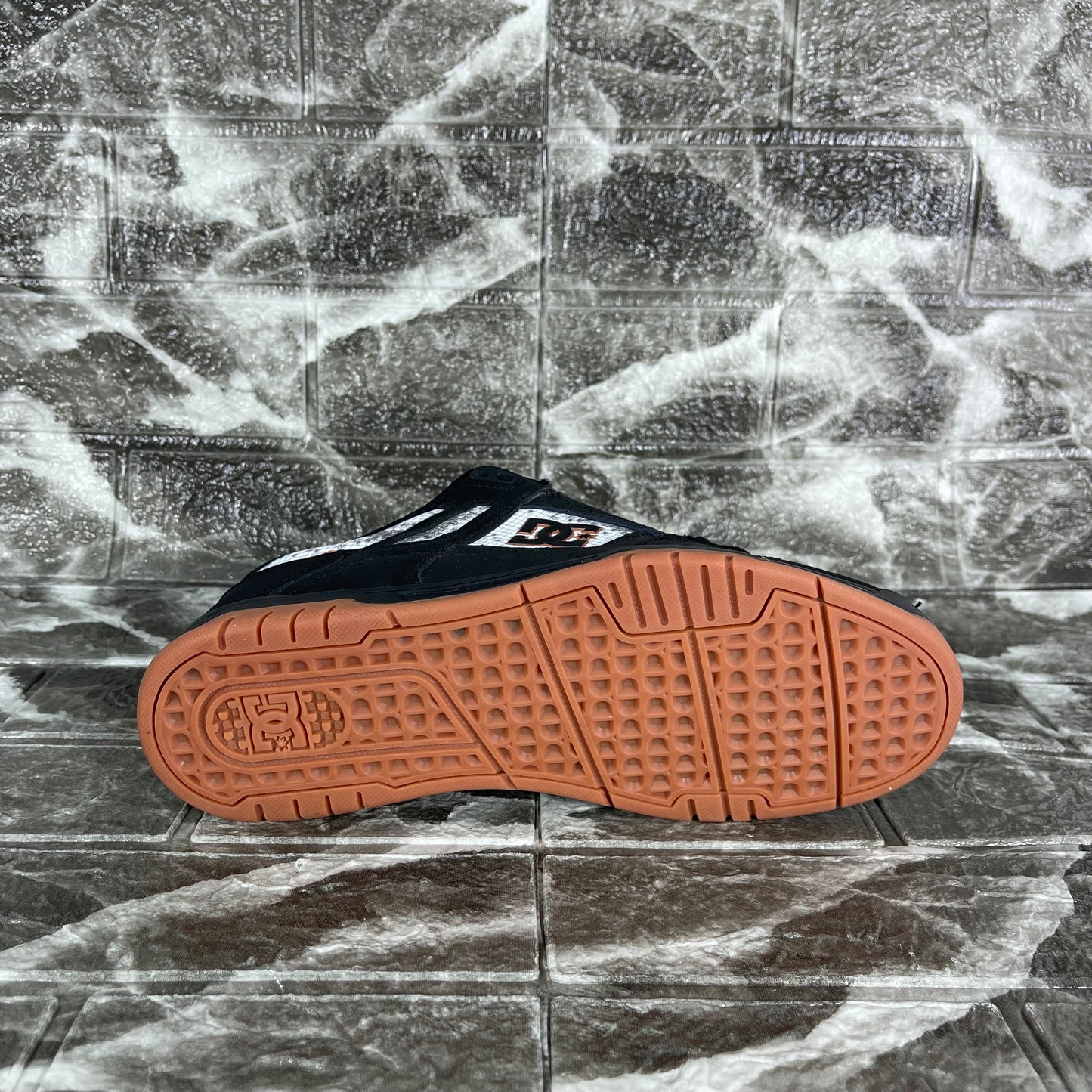 DC Shoes