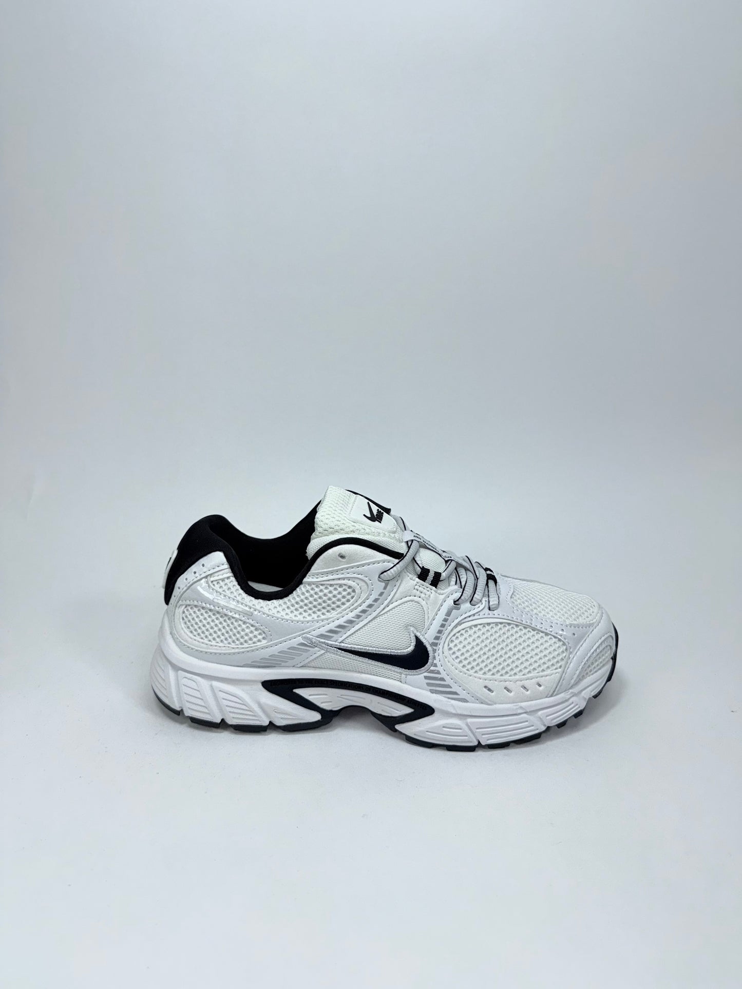 Nike Vomero Blanca Negra