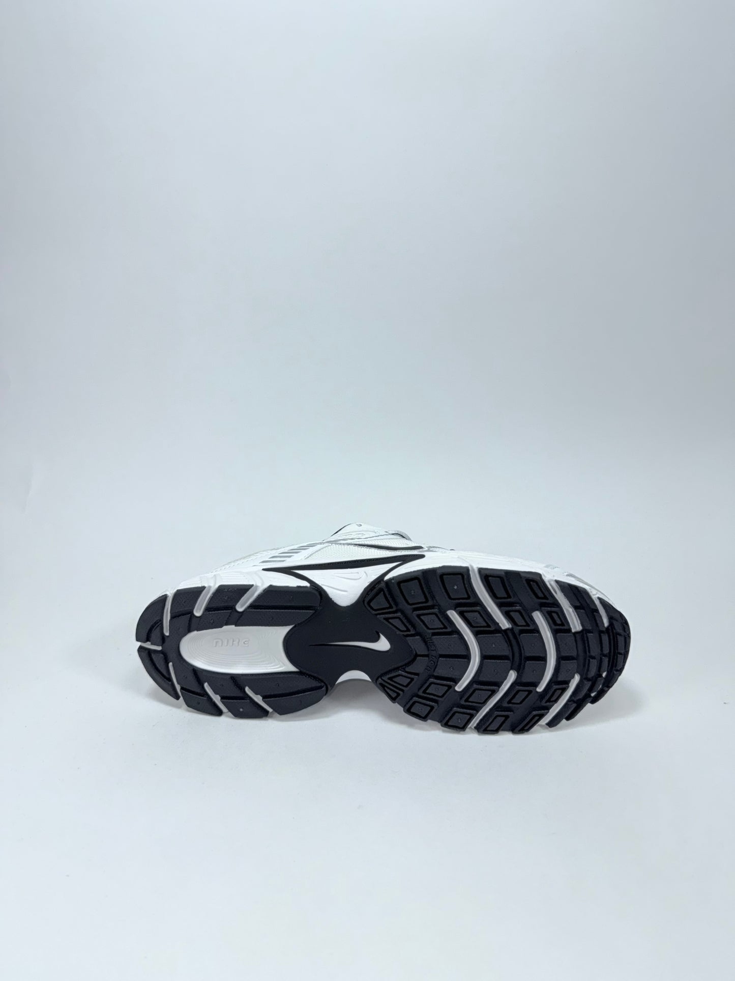 Nike Vomero Blanca Negra