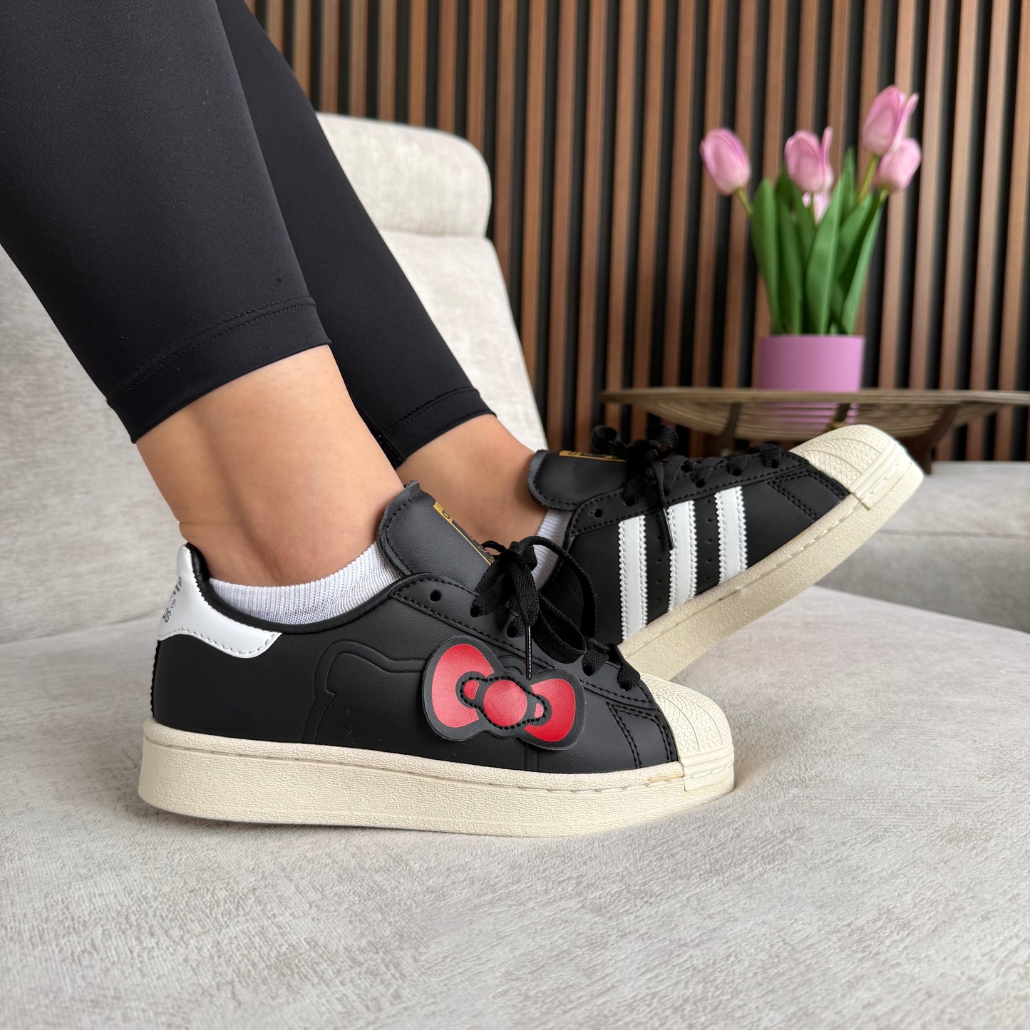 ADIDAS SUPER STAR x HELLO KITTY