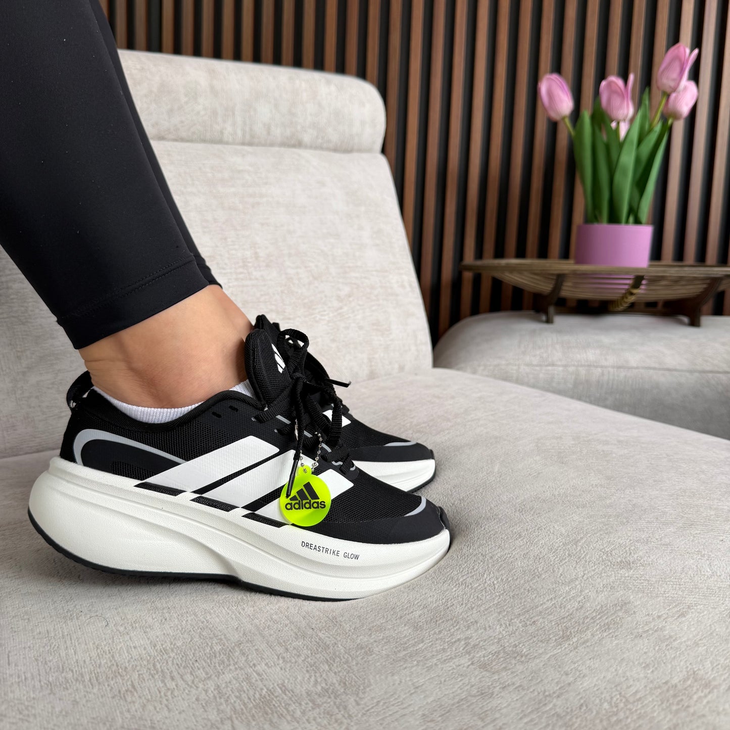 ADIDAS DREAKSTRIKE GLOW