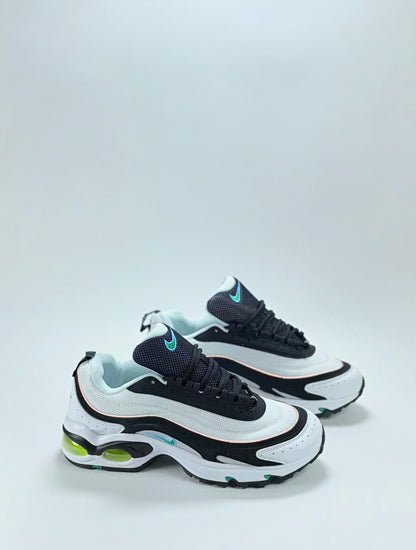 Nike Tailwind 2
