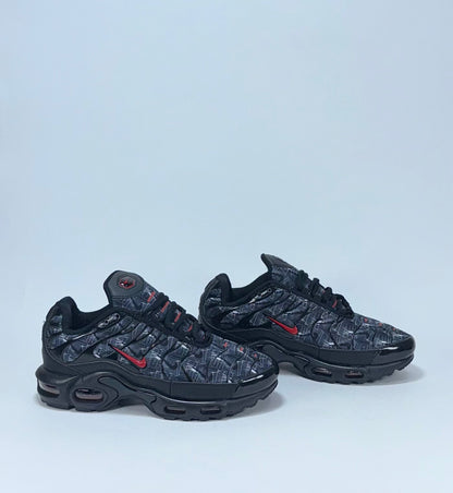 Nike TN Negra Roja