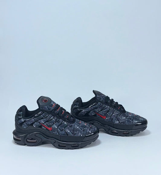 Nike TN Negra Roja