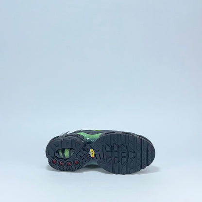 Nike TN Blanca Negra Verde