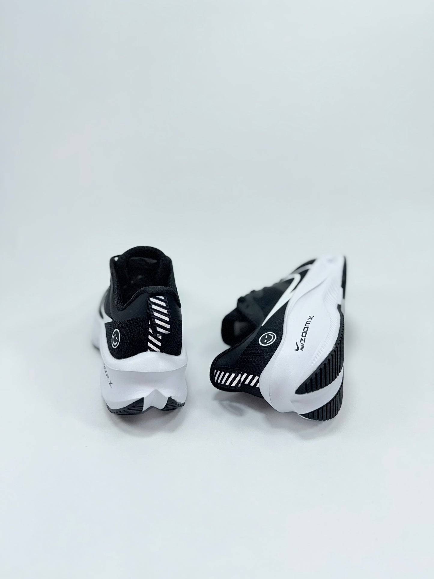 Nike Zoom X Negra Blanca