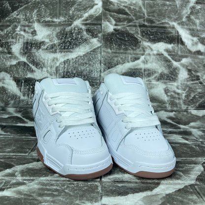 DC Shoes