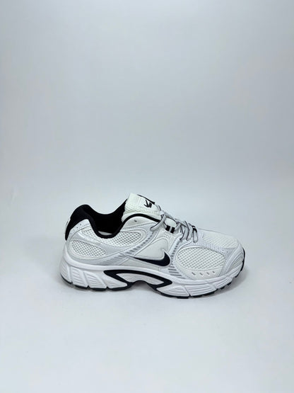 Nike Vomero Blanca Negra
